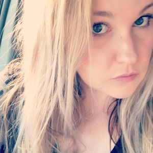 Meet your Posher, Liz